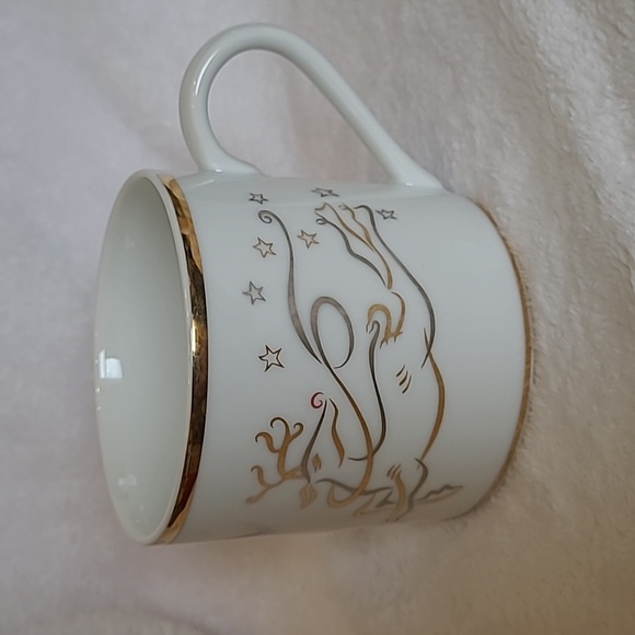 Rudolph Co  Red Nose Reindeer White Ceramic Gold Details Mug - Picture 1 of 5
